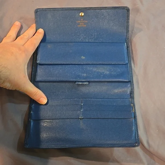 Louis Vuitton Blue Wallet - Picture 8 of 11
